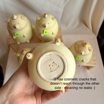 *B-Grade* Beeb Butter Dog Jar